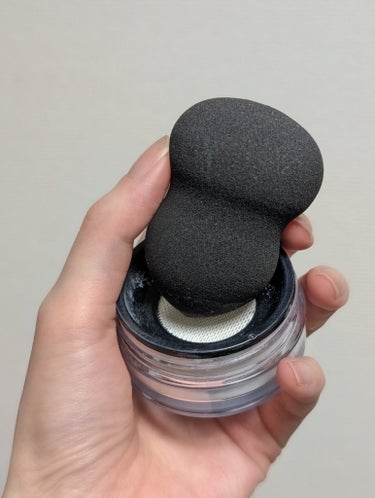 DAISO  3D makeup spongeのクチコミ「水っぽすぎて使い方が難しい…とレビューしていたこのひょうたん
パウダーに使ったらとても楽でした.....」（1枚目）