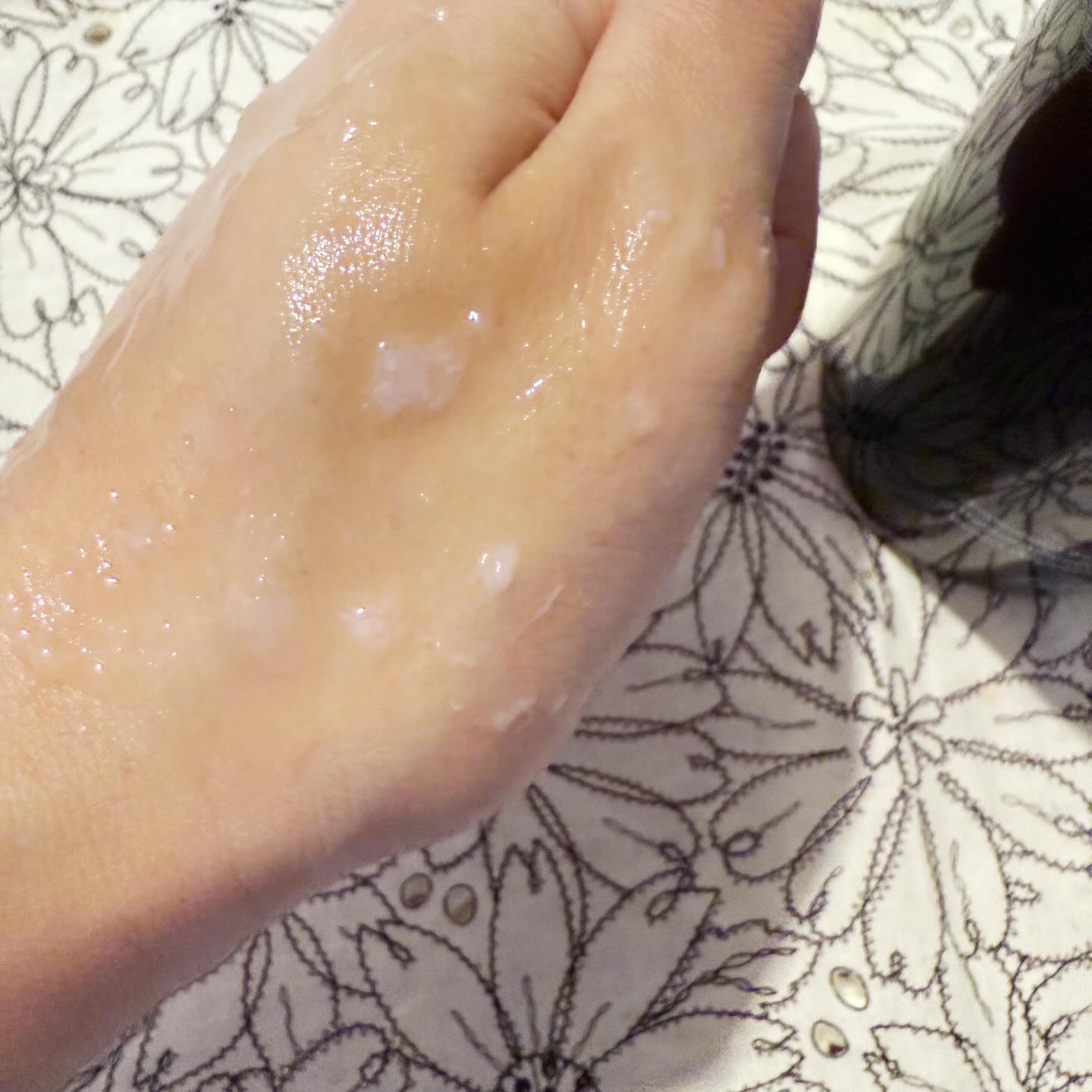 プラチナレーベル ヒト幹細胞エキス(＊1)配合 ピーリング(＊4)ジェル/プラチナレーベル/ピーリングを使ったクチコミ（3枚目）