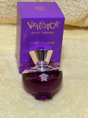 VERSACE ディランパープル フェム オーデパルファムのクチコミ「Versaceのディランパープル·͜· ♡

最近ハマっているタイの俳優さんがアンバサダー？を.....」（1枚目）