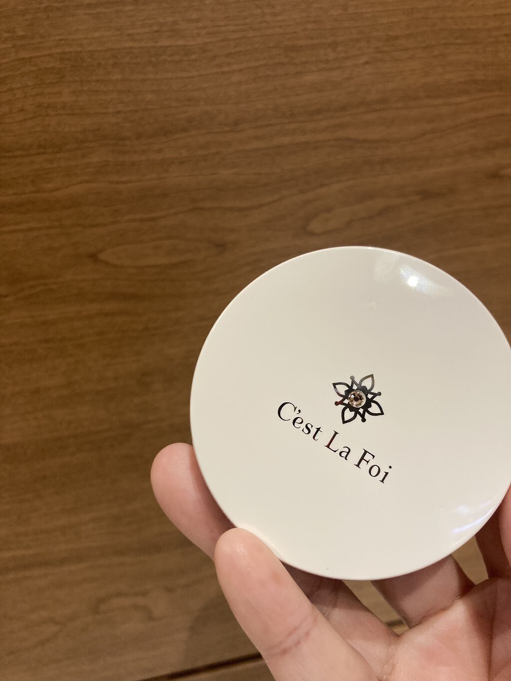 エッセンスパウダー		/セラフォア/プレストパウダーを使ったクチコミ（2枚目）