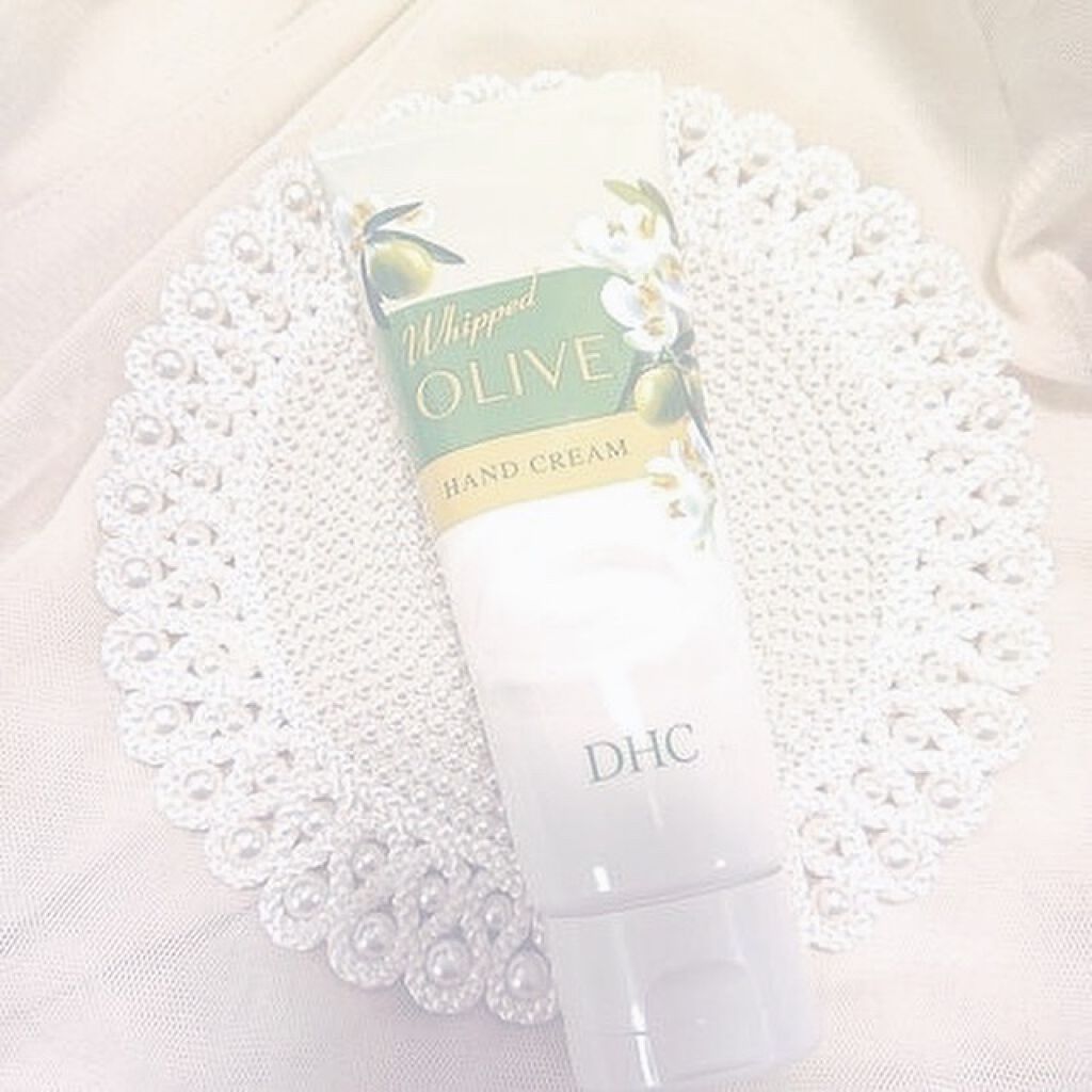 おうか on LIPS 「オリーブホイップハンドクリーム🧁少量で伸びがいいし、香りもすご..」(1枚目)