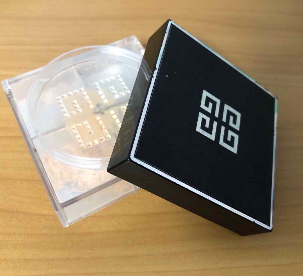 プリズム・リーブル/GIVENCHY/ルースパウダーを使ったクチコミ(1枚目)