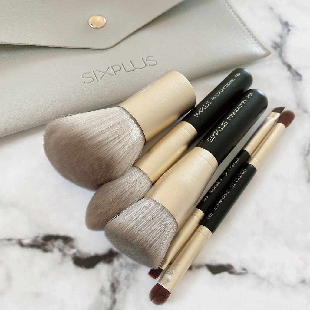 SIXPLUS 携帯用 メイクブラシ5本セット Playシリーズ/SIXPLUS/メイクブラシを使ったクチコミ(1枚目)