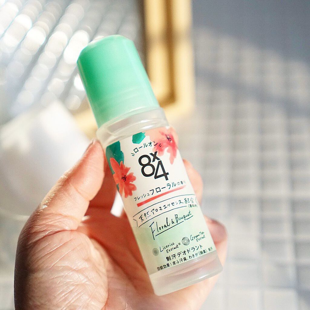 ロールオン フレッシュフローラルの香り/8x4/デオドラント・制汗剤を使ったクチコミ(2枚目)