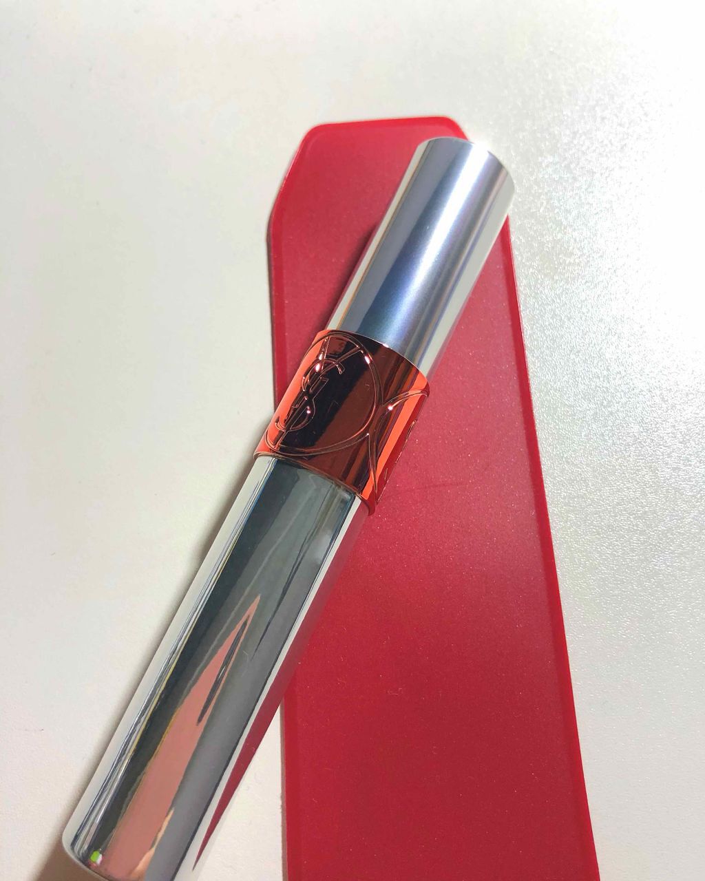 ヴォリュプテ ティントインオイル No.18 オレンジミーソフトリー/YVES SAINT LAURENT BEAUTE/リップグロスを使ったクチコミ（1枚目）