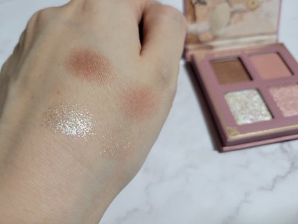 MAJOLICA MAJORCA シャドーフラッシュ のクチコミ「MAJOLICA MAJORCA シャドーフラッシュPK304を使用しました。
見た目よりも.....」(2枚目)