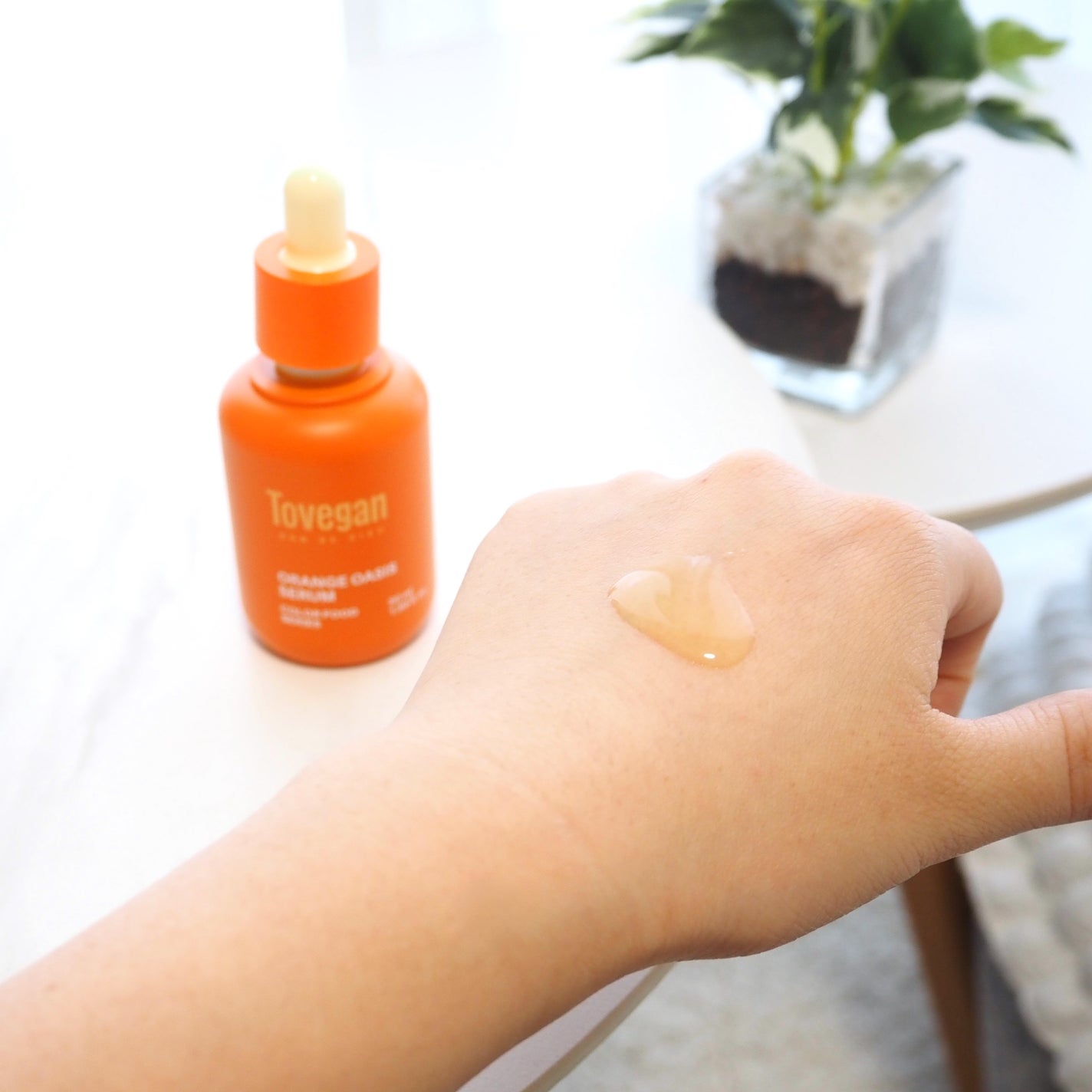 カラーフードシリーズオレンジオアシスセラム/Tovegan/美容液を使ったクチコミ(4枚目)