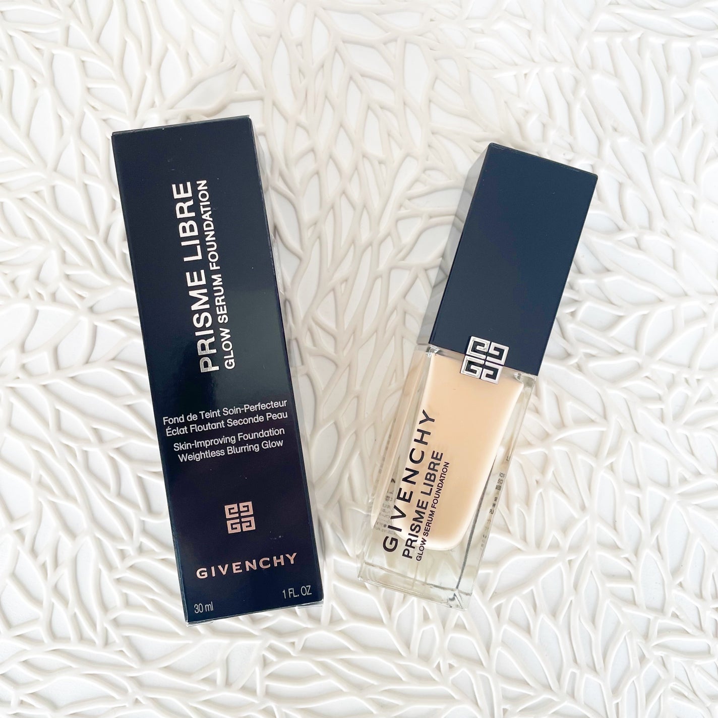 プリズム・リーブル・グロウ・セラム・ ファンデーション/GIVENCHY/リキッドファンデーションを使ったクチコミ(1枚目)