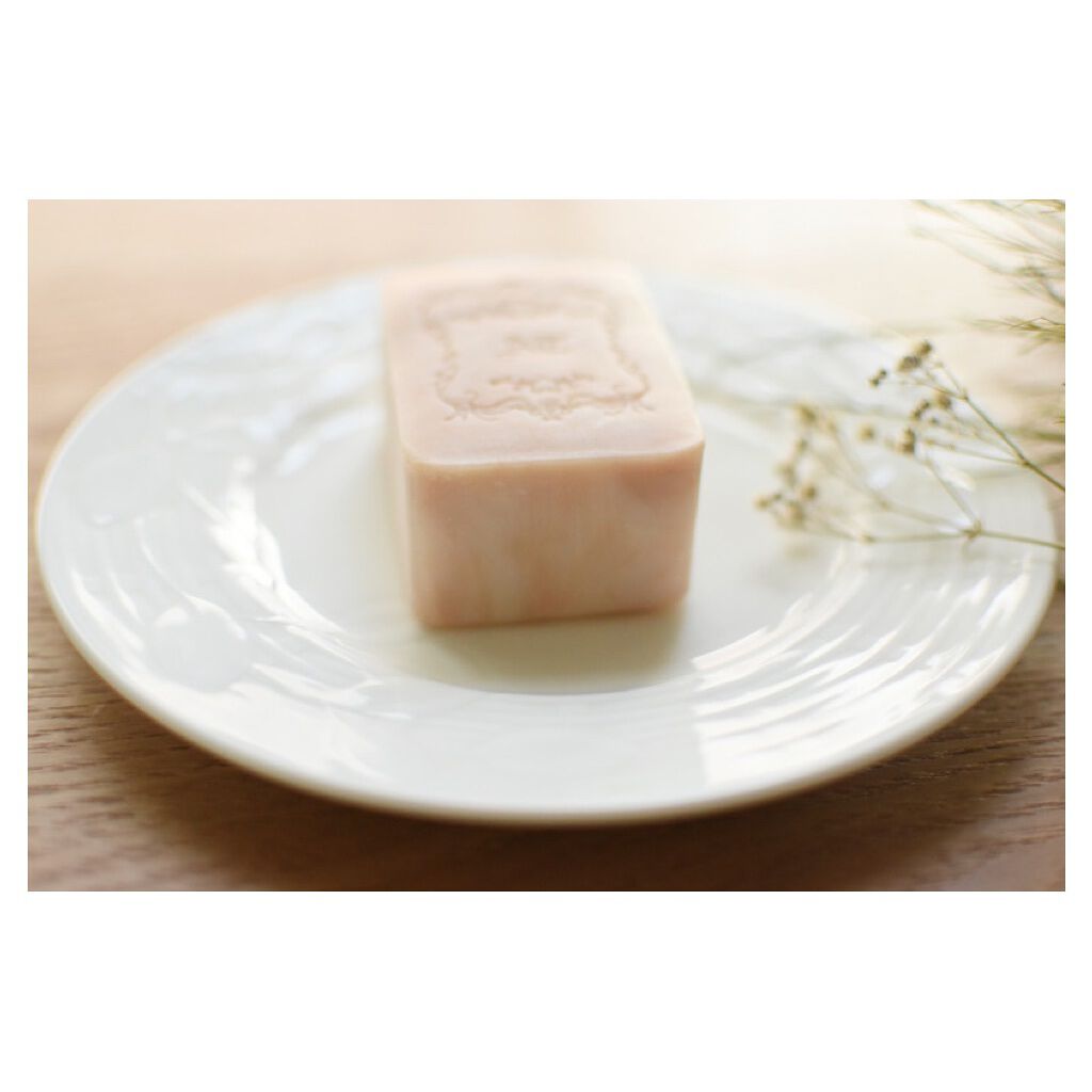 薔薇はちみつ石鹸/麗凍化粧品/洗顔石鹸を使ったクチコミ（2枚目）