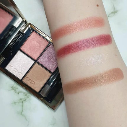 シグニチャー カラー アイズ/SUQQU/アイシャドウパレットを使ったクチコミ(4枚目)