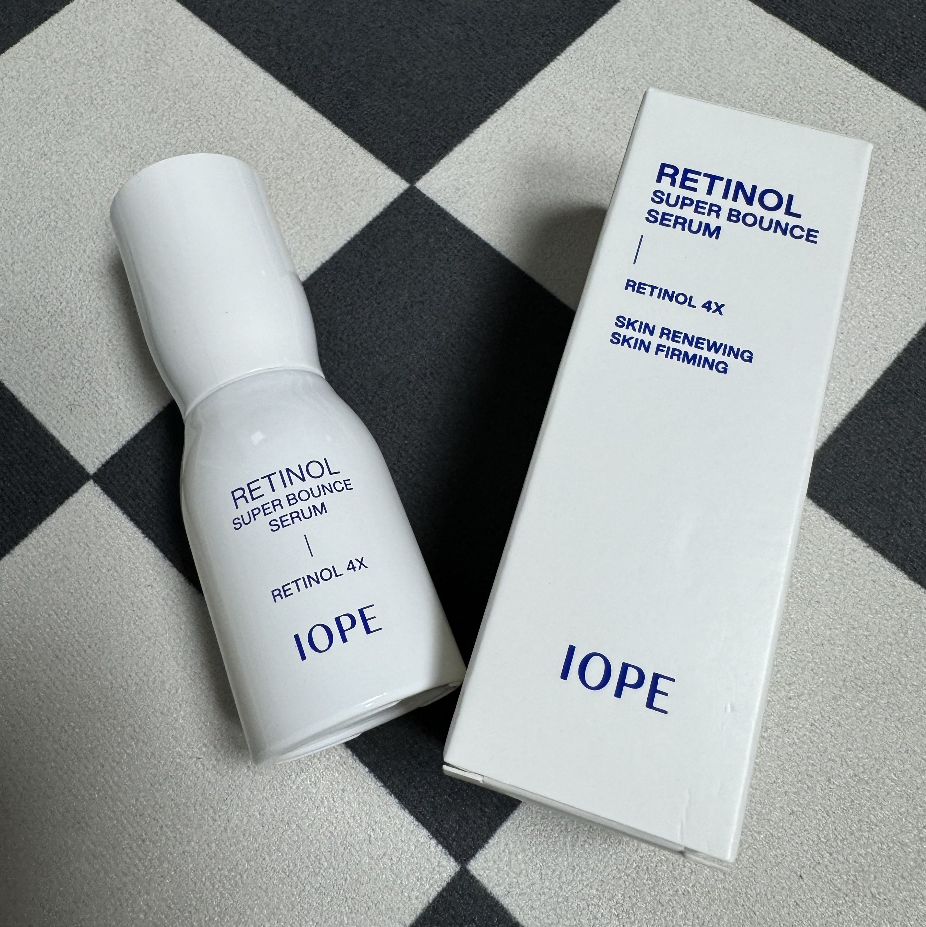 IOPE[アイオペ] レチノールスーパーバウンスセラム

✨✨✨こちらは私のお気に入りの商品です✨✨✨


✅アピールポイント✅

1️⃣お肌にはとてもやさしいのに、効果はバッチリです😊
独自のきめ細かい4重の弾力レイヤリングで、肌の内側