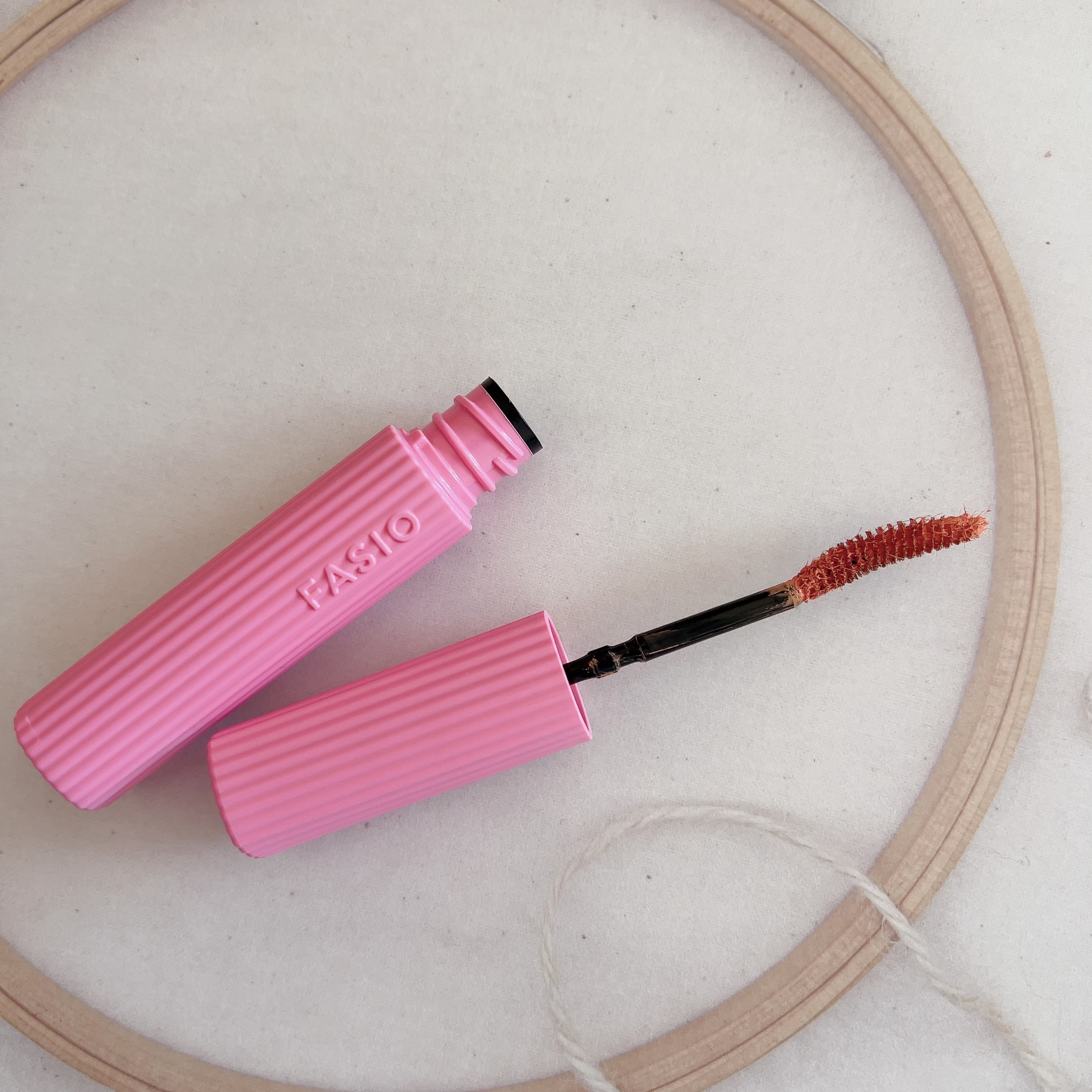 ウルトラ WP マスカラ(ロング)/FASIO/マスカラを使ったクチコミ（2枚目）