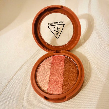 3CE TRIPLE SHADOW #OVERSTAY/3CE/アイシャドウパレットを使ったクチコミ(2枚目)