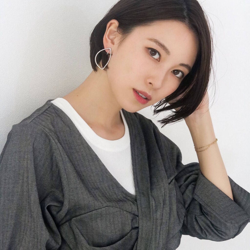 【ヘアカラーと白髪染め】の違いとは?女性むけ市販カラー剤の選び方とおすすめ10選のサムネイル