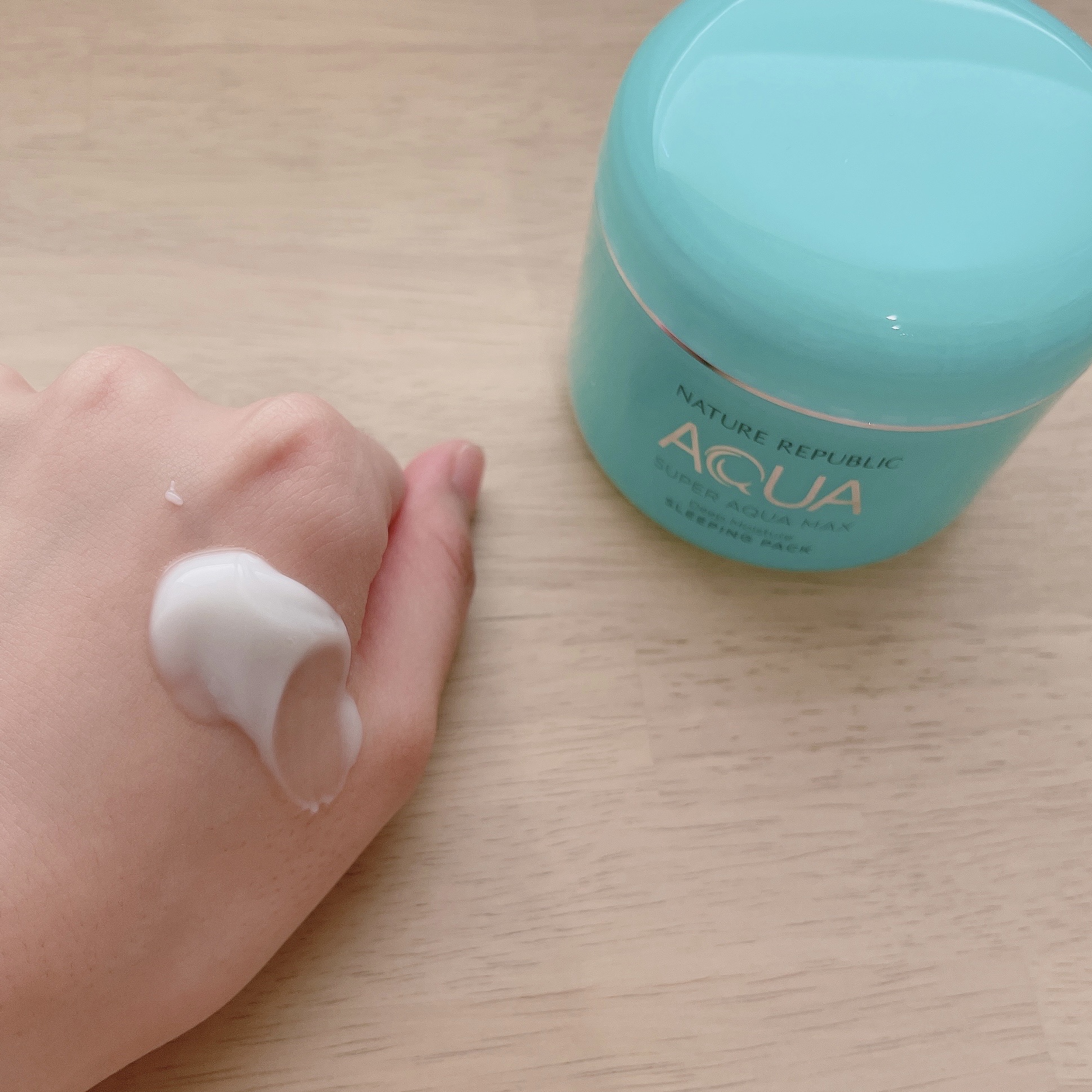 スーパーアクアマックス ディープモイスチャー スリーピングパック /ネイチャーリパブリック/洗い流すパック・マスクを使ったクチコミ（3枚目）