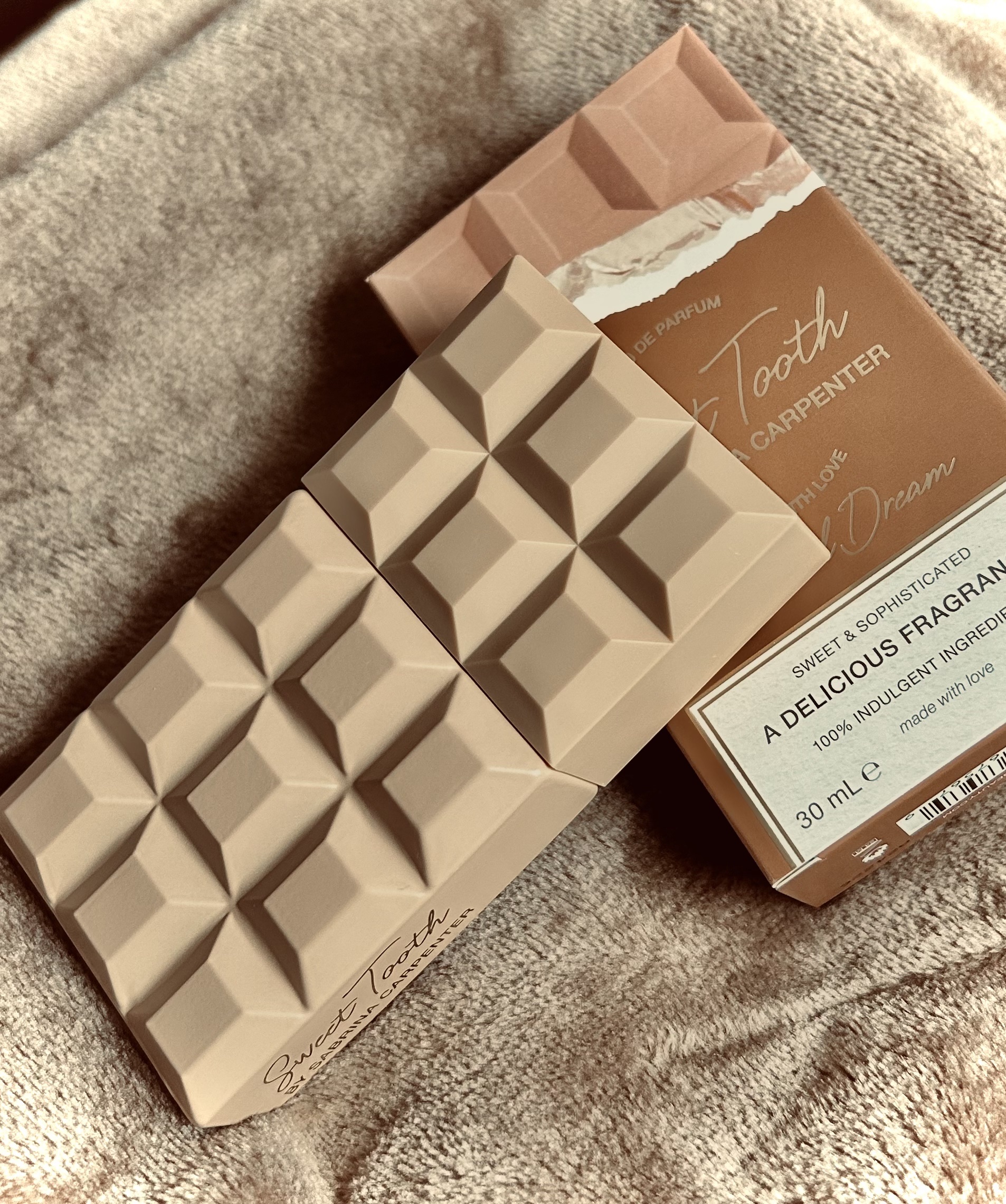 サブリナ・カーペンター キャラメルドリーム オードパルファム/サブリナ・カーペンター/香水(レディース)を使ったクチコミ（1枚目）