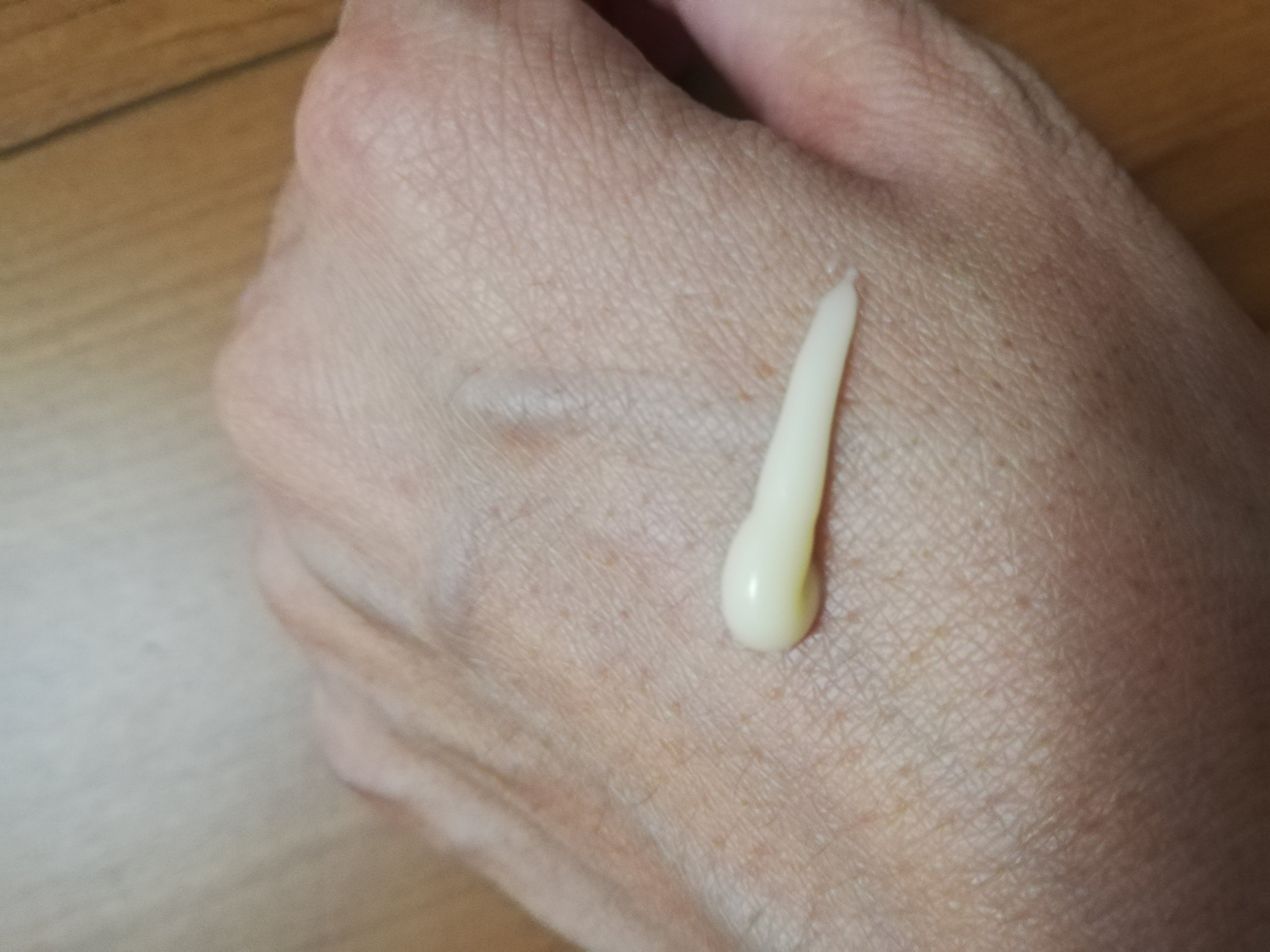 ポアレスプライマー/CucuporeC/化粧下地を使ったクチコミ（2枚目）