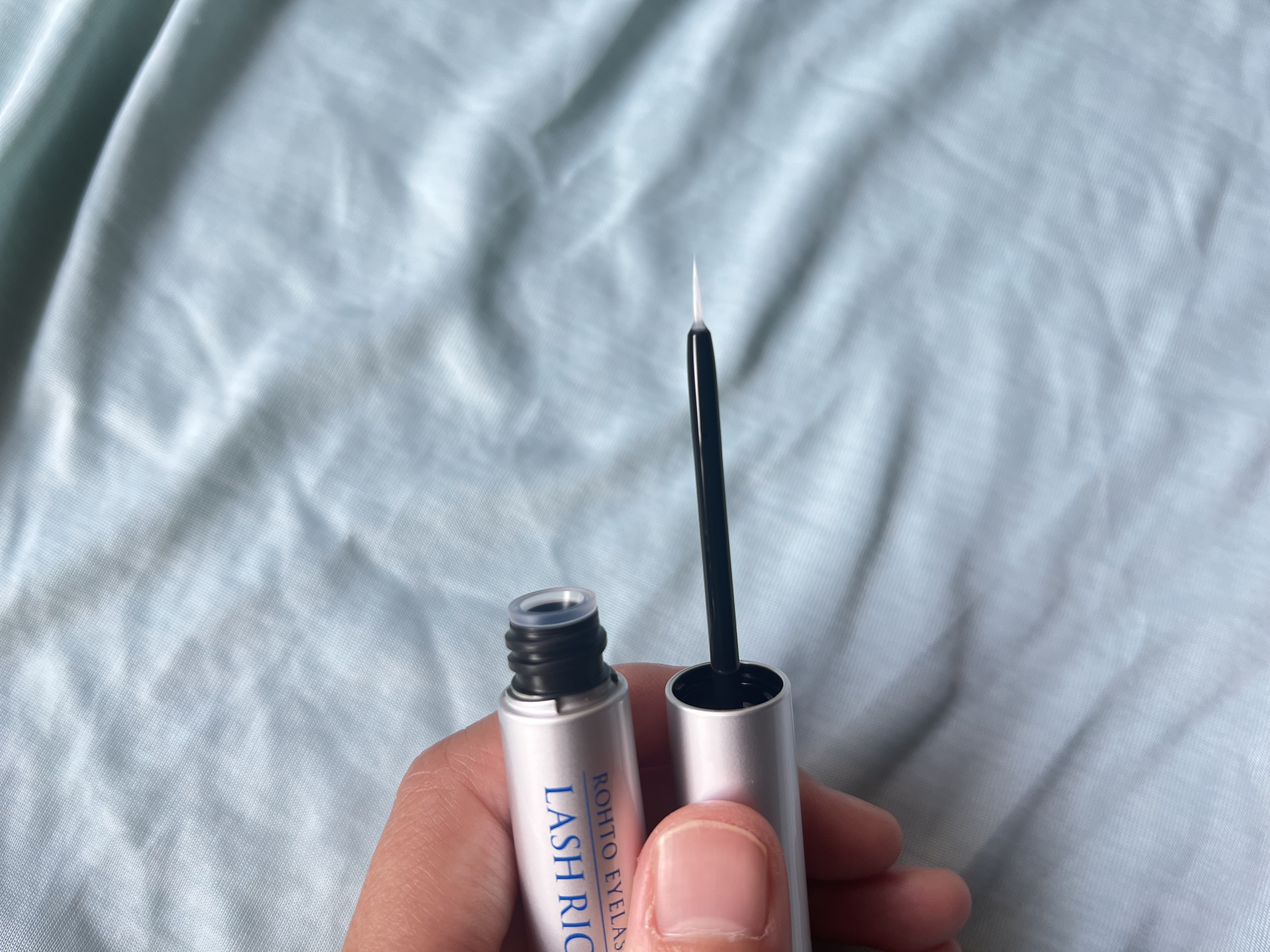 ラッシュリッチアイラッシュセラム/ロート製薬/まつげ美容液を使ったクチコミ（3枚目）