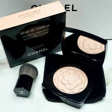 新品！CHANEL フェイスパウダー　カメリア　ルミエールデテ　ブラシ&ケース付