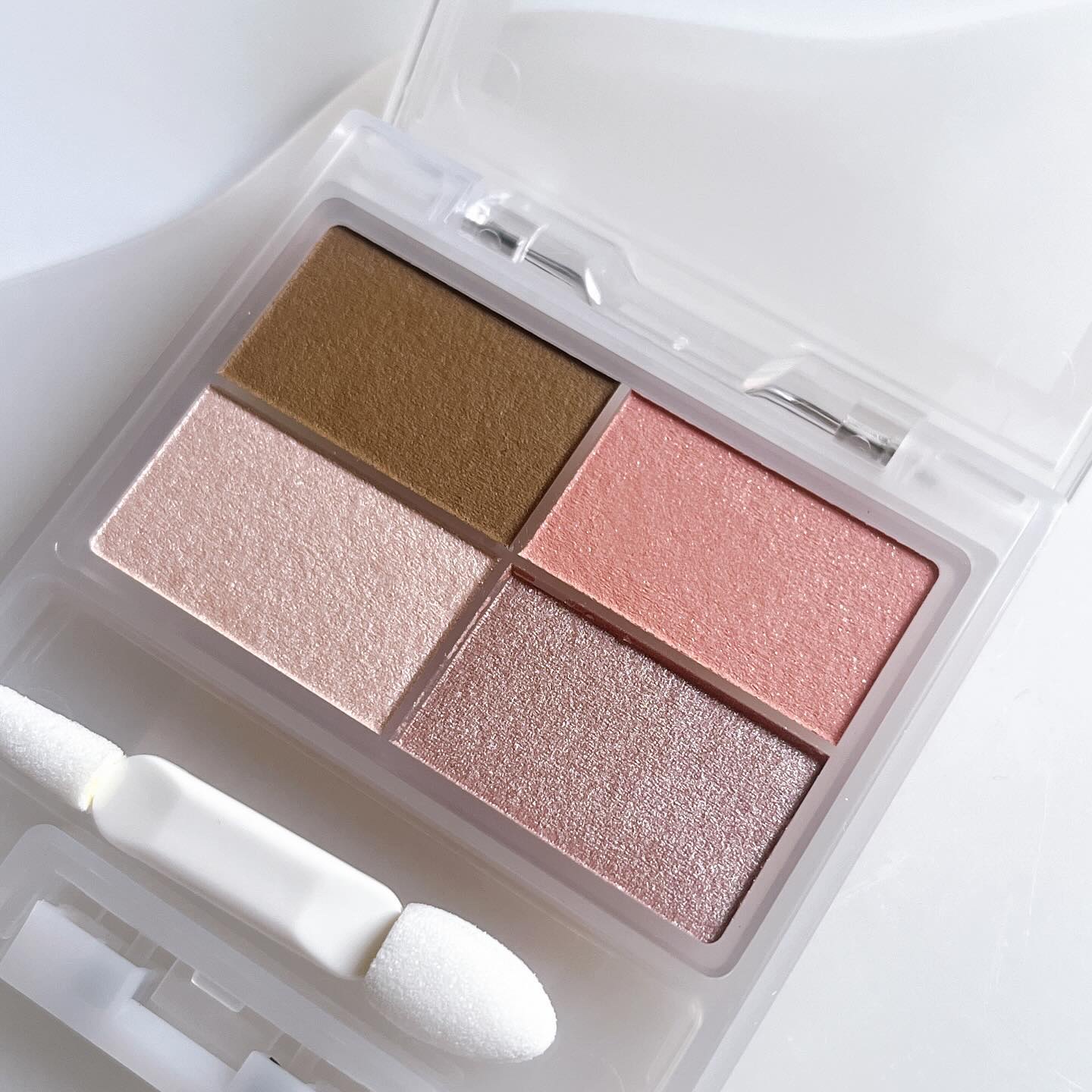 フェイスカラーパレット/チャコット・コスメティクス/アイシャドウパレットを使ったクチコミ（2枚目）