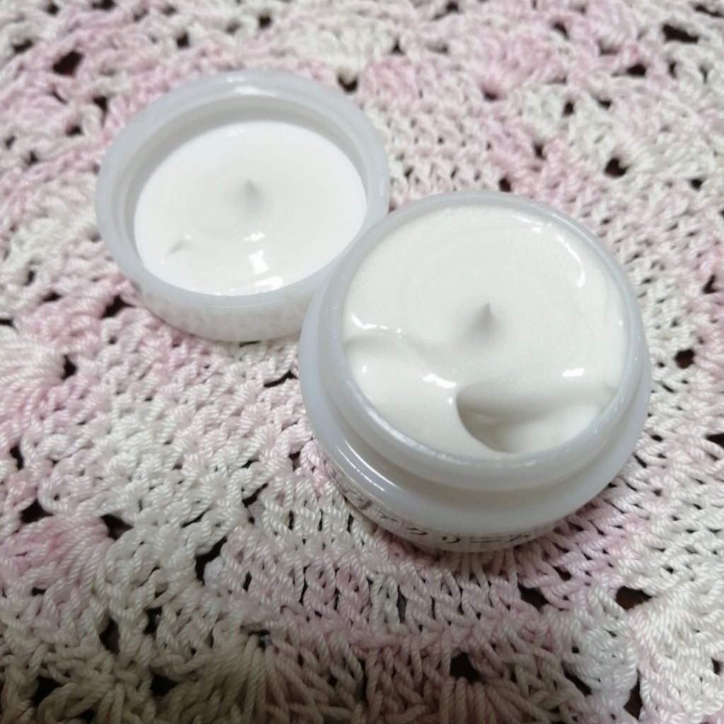 デコルテ＆バストケアクリーム/Rinda/バストケア・ヒップケアを使ったクチコミ（1枚目）