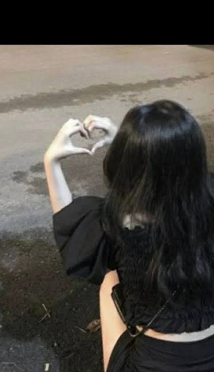 Yume on LIPS 「質問偏見を募集したと思うんですけどそれに答えていきます!!!!..」(1枚目)