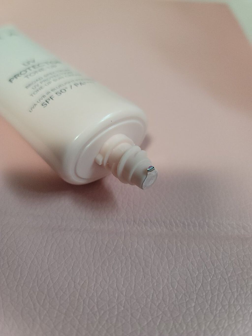 UVプロテクター トーンアップ/HERA/日焼け止めクリームを使ったクチコミ（2枚目）