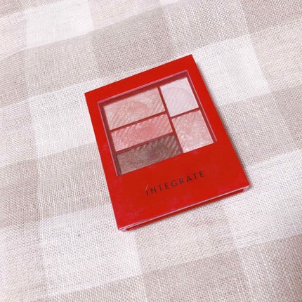トリプルレシピアイズ/インテグレート/アイシャドウパレットを使ったクチコミ(1枚目)