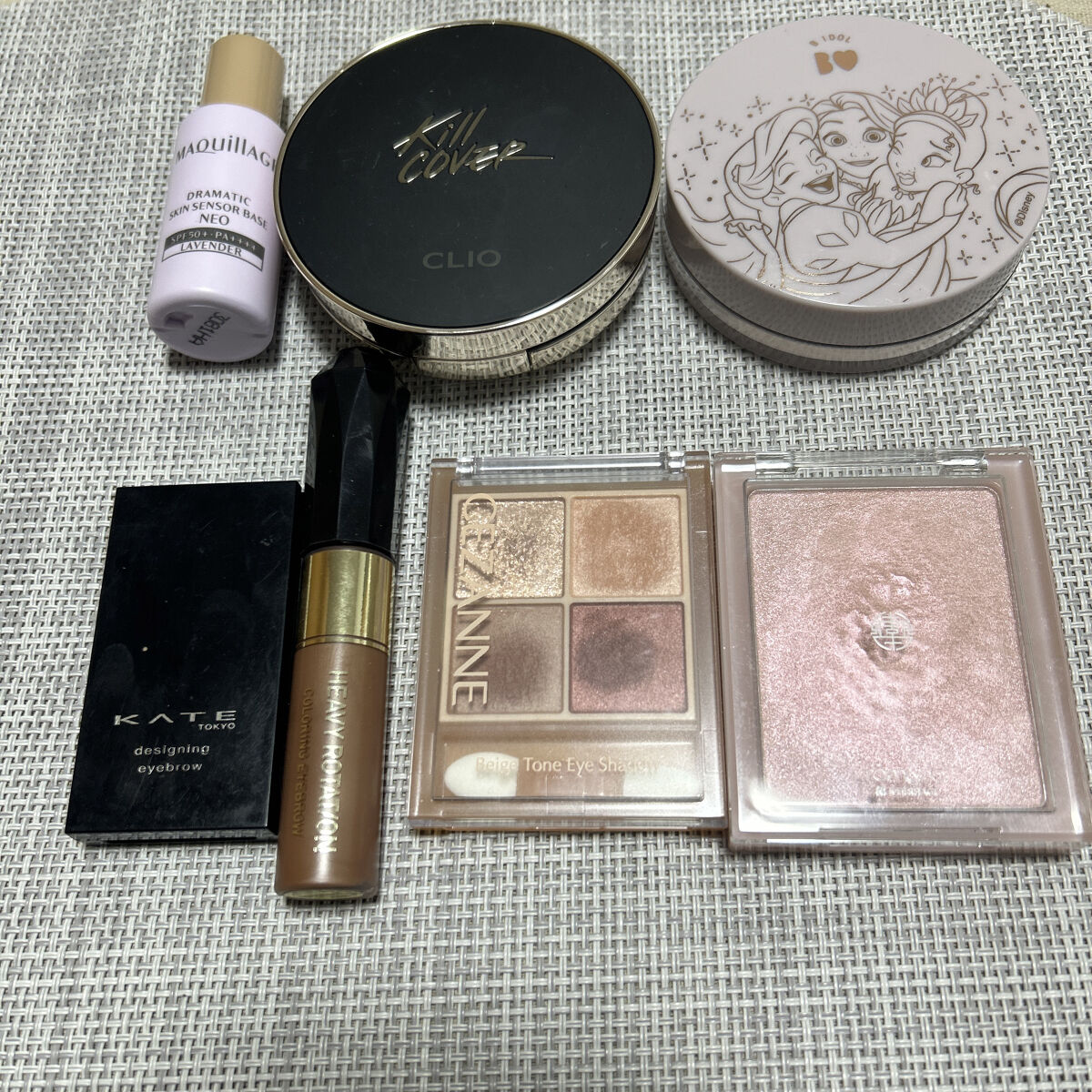 ベージュトーンアイシャドウ/CEZANNE/アイシャドウパレットを使ったクチコミ（1枚目）