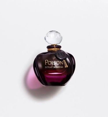 Dior プワゾン オードゥ トワレのクチコミ「  dior さんのプワゾン
昭和に 流行した 香水です。
黄緑の
ヒプノテｲｯク  プワゾン.....」（2枚目）