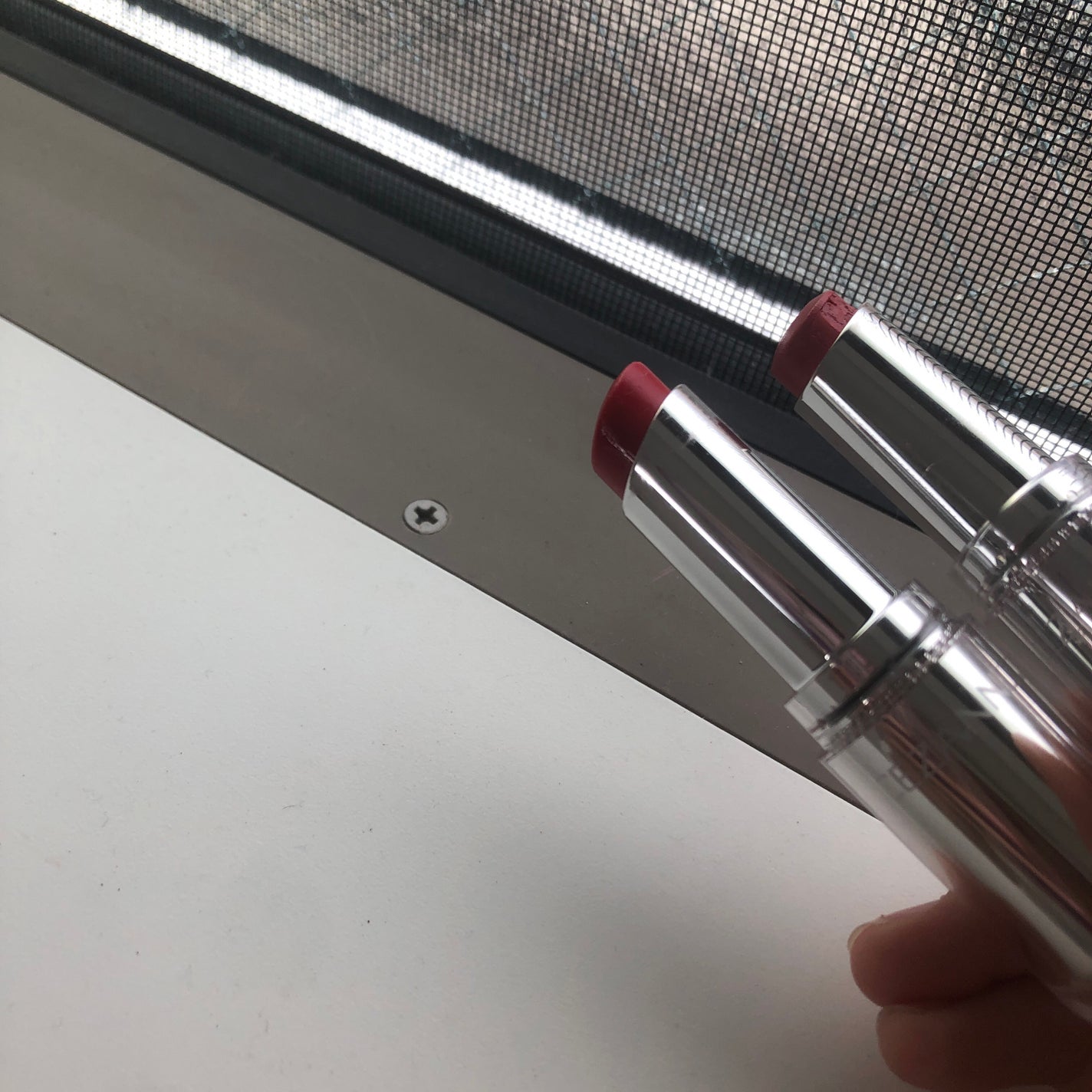 ラスティンググロスリップ/CEZANNE/口紅を使ったクチコミ(2枚目)