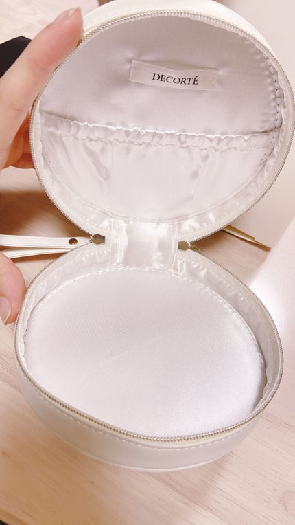 AQ オーラ リフレクター/DECORTÉ/プレストパウダーを使ったクチコミ(3枚目)