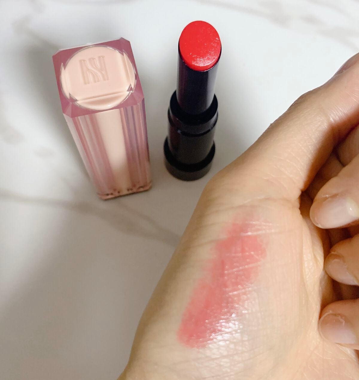 センシュアル ヌードバーム/HERA/リップバームを使ったクチコミ(2枚目)