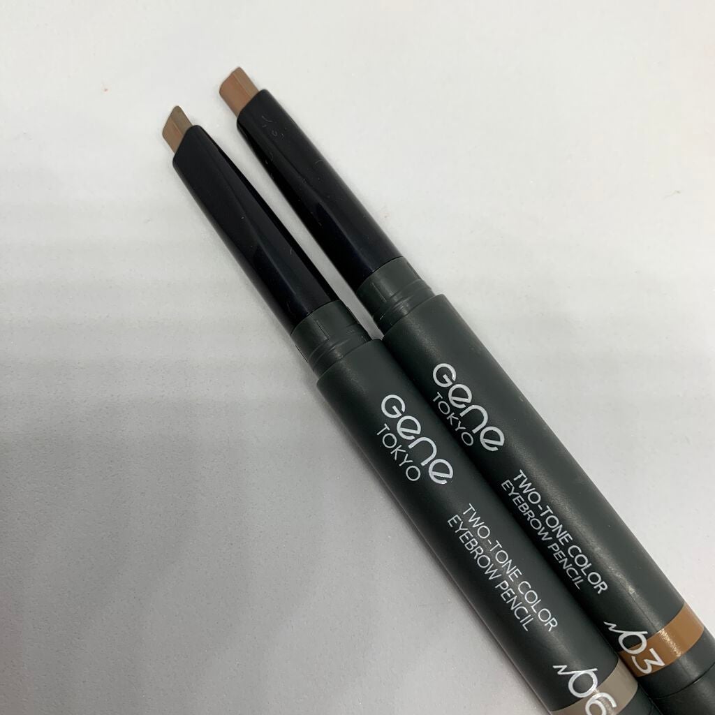 ツートンカラーアイブロウペンシル/GENE TOKYO/アイブロウペンシルを使ったクチコミ(4枚目)