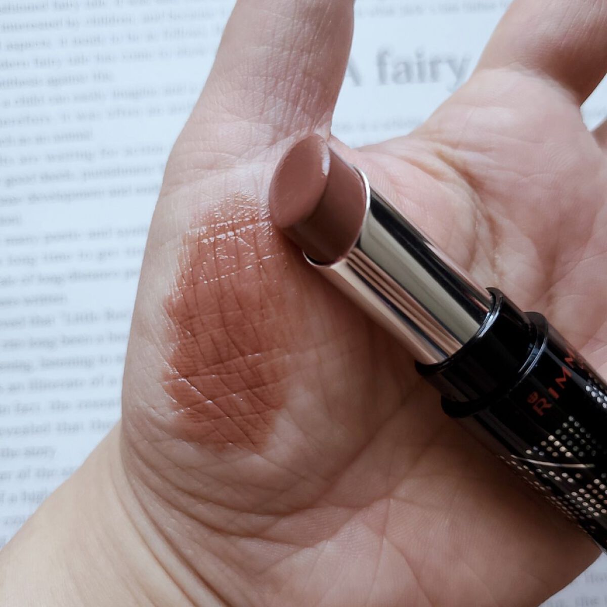 ラスティングフィニッシュ クリーミィ リップ 015 ビターブラウン/リンメル ロンドン/口紅を使ったクチコミ（3枚目）