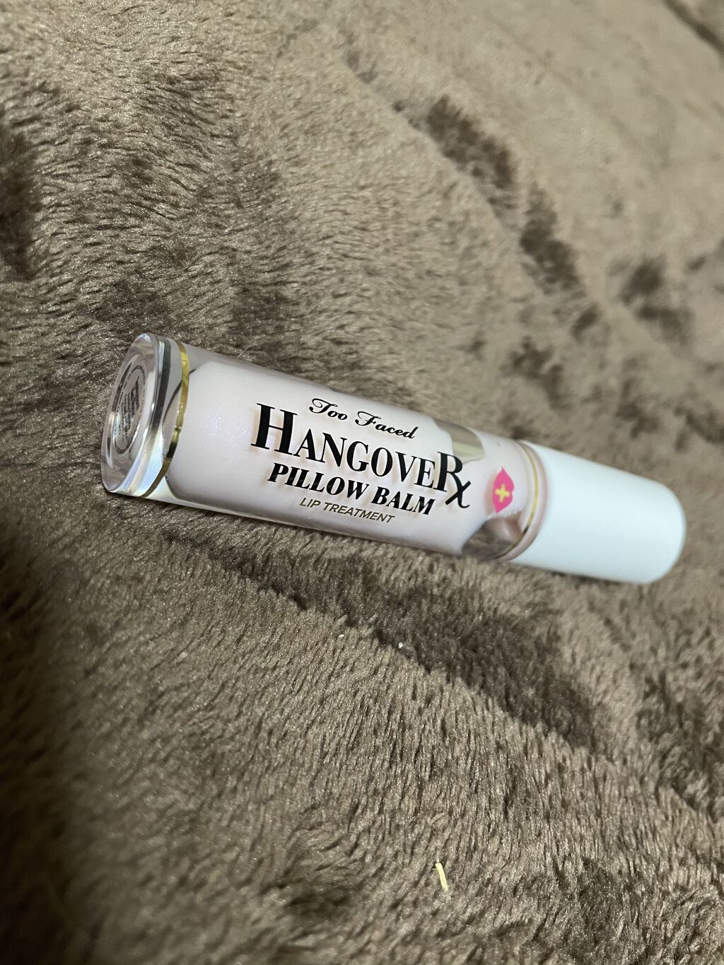 ～トゥー フェイスド ハングオーバー～ ピロー バーム リップ トリートメント/Too Faced/リップ美容液を使ったクチコミ（1枚目）