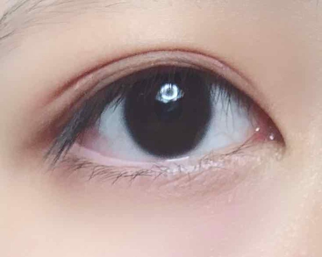 ナチュラルアイテープ/Automatic Beauty/二重まぶた用アイテムを使ったクチコミ(4枚目)