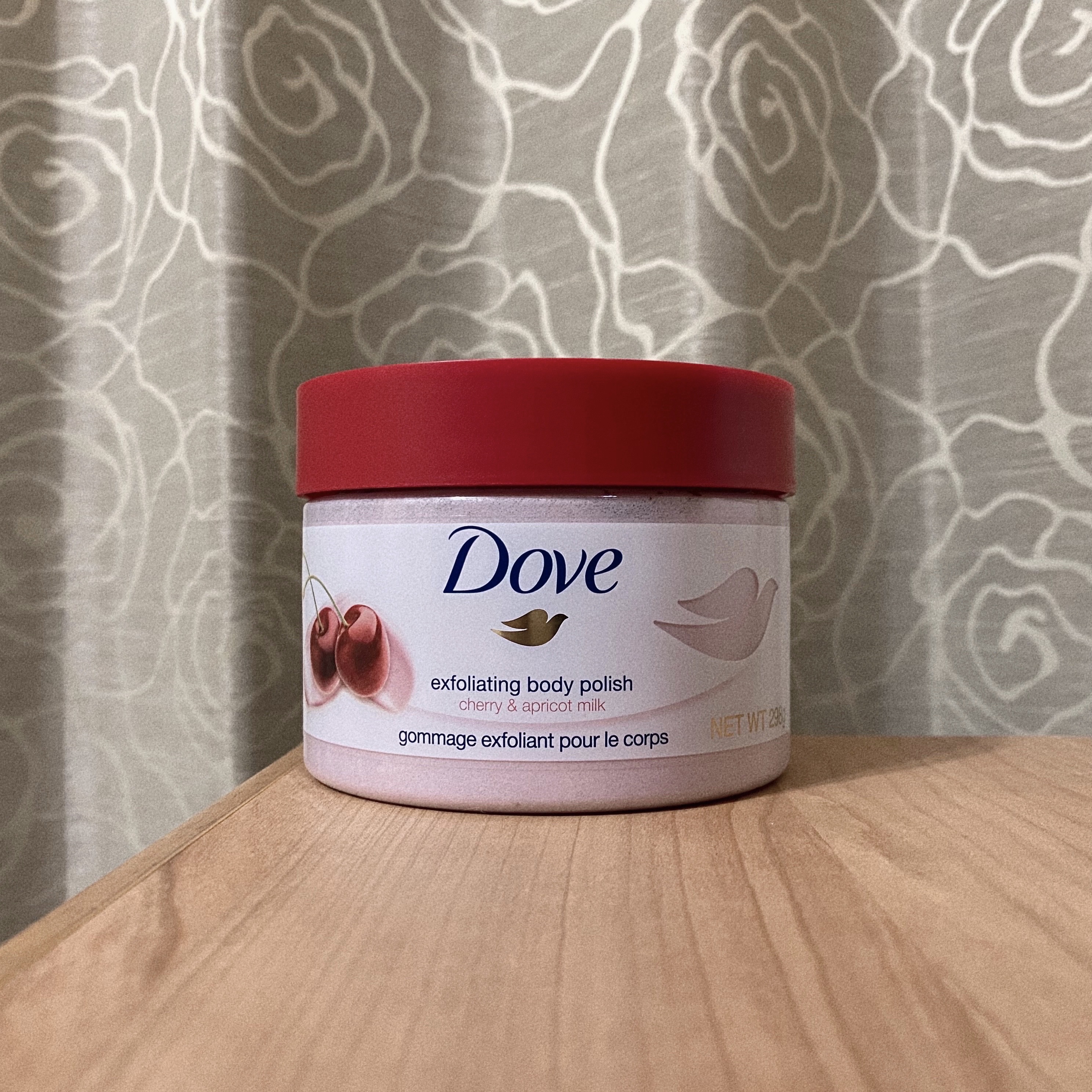 ダヴ ふわとろ　クリーミースクラブ チェリー＆アプリコットミルク/ダヴ/ボディスクラブを使ったクチコミ（2枚目）