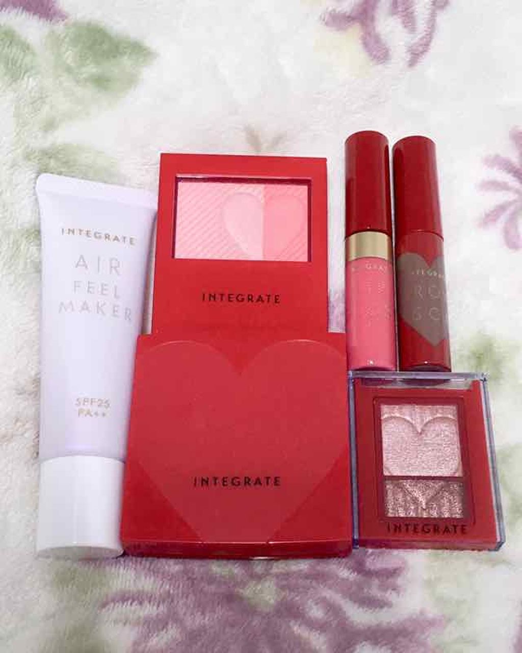 ジューシーバームグロス/インテグレート/リップグロスを使ったクチコミ(1枚目)