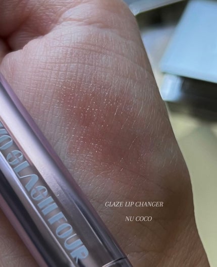 ストロビングフェイスキューブ/TWO SLASH FOUR/ハイライトを使ったクチコミ(7枚目)