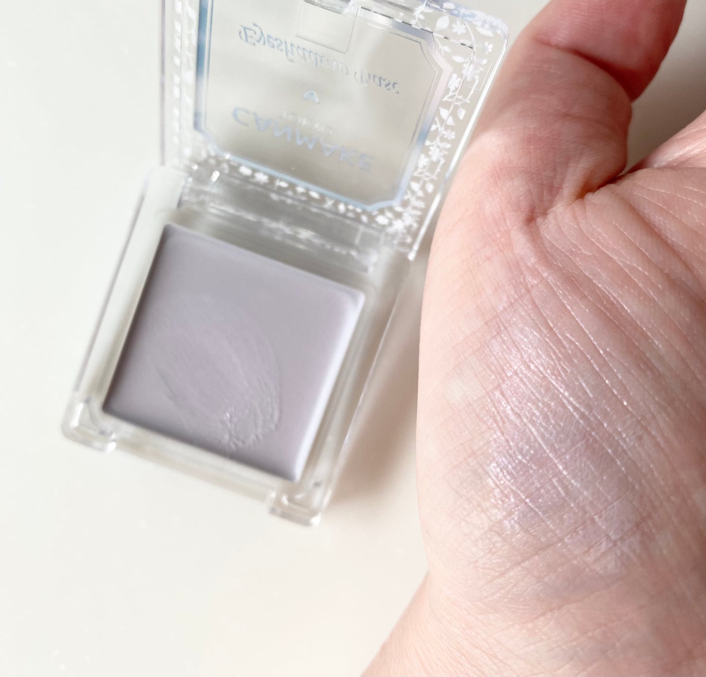 アイシャドウベース/キャンメイク/アイシャドウベースを使ったクチコミ(3枚目)