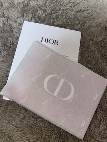 ルージュ ディオール 080 レッド スマイル サテン（生産終了）/Dior/口紅を使ったクチコミ（3枚目）