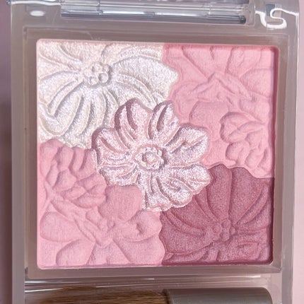 グロウフルールチークス(ブレンドタイプ)/キャンメイク/パウダーチークを使ったクチコミ(4枚目)