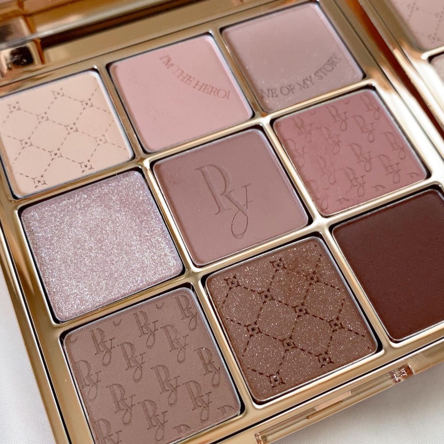 Heroine Mood Eye Palette/Peony/アイシャドウパレットを使ったクチコミ(2枚目)