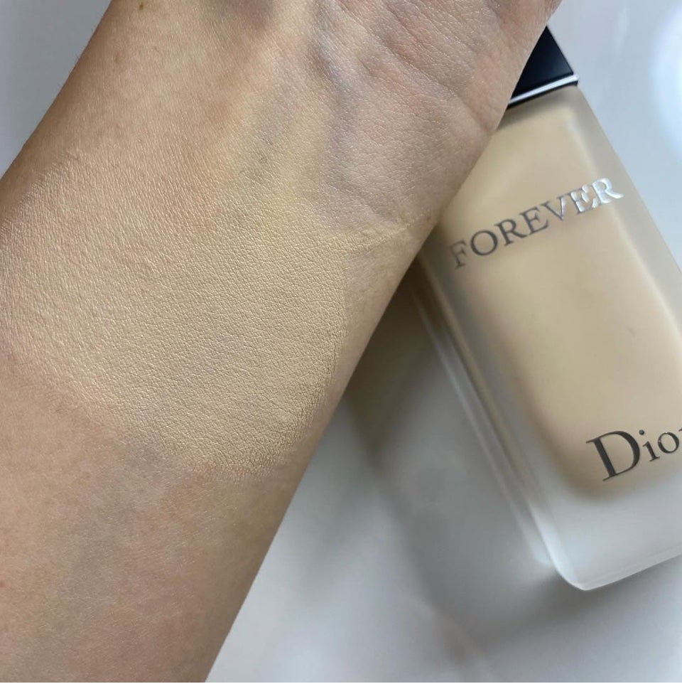 ディオールスキン フォーエヴァー フルイド マット/Dior/リキッドファンデーションを使ったクチコミ(2枚目)