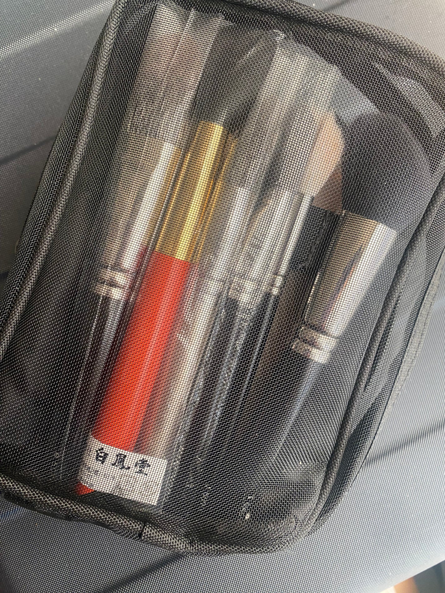 メッシュ縦型ポーチ/キャンドゥ/化粧ポーチを使ったクチコミ(5枚目)