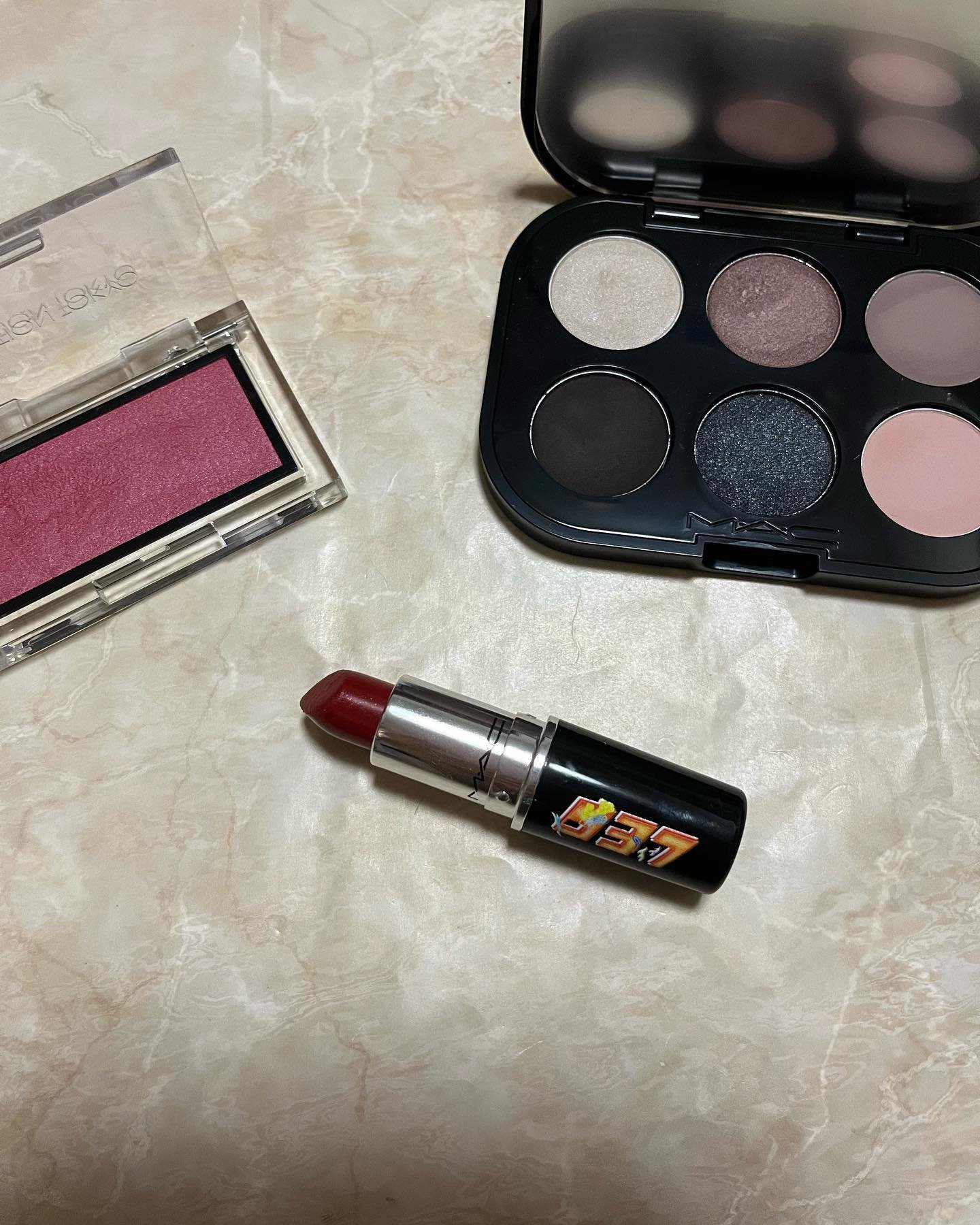 コネクト イン カラー アイシャドウ パレット × 6 インクリプテッド クリプトナイト/M・A・C/アイシャドウパレットを使ったクチコミ（1枚目）