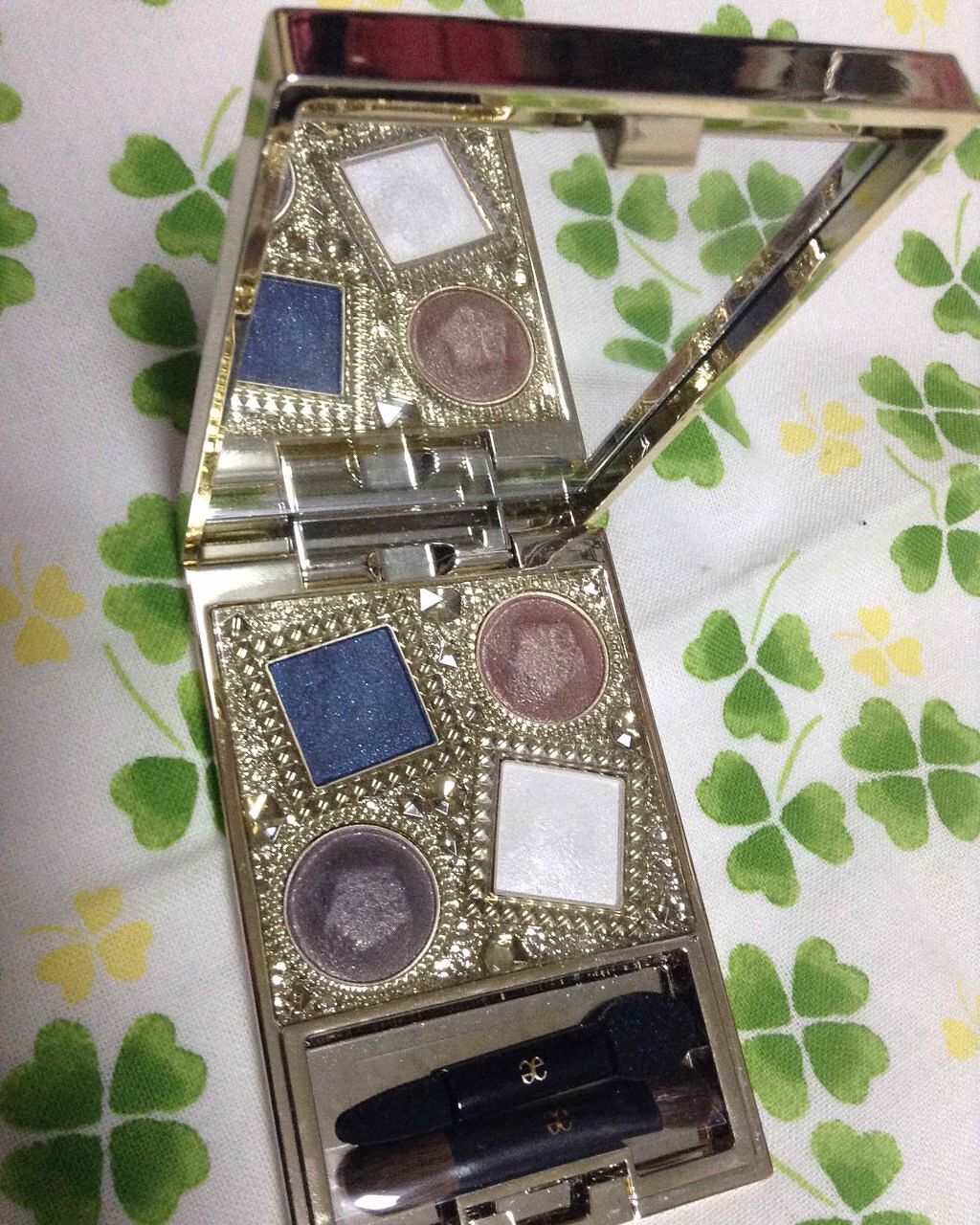 エレガンス ヌーヴェル アイズ/Elégance/アイシャドウパレットを使ったクチコミ(1枚目)