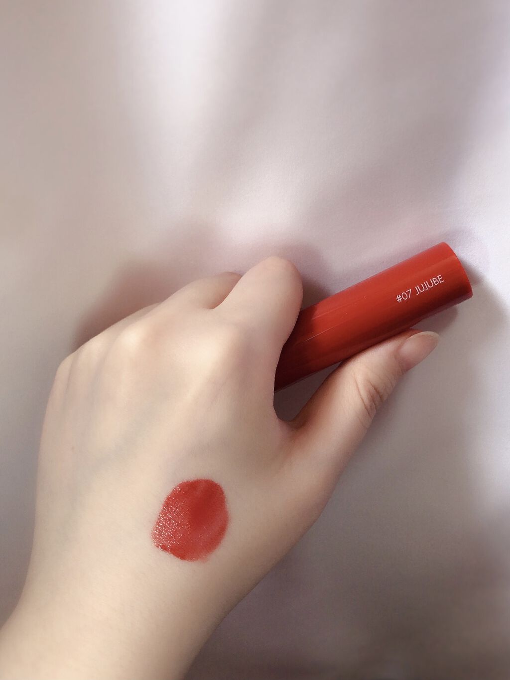 ジューシーラスティングティント/rom&nd/リップティントを使ったクチコミ（2枚目）