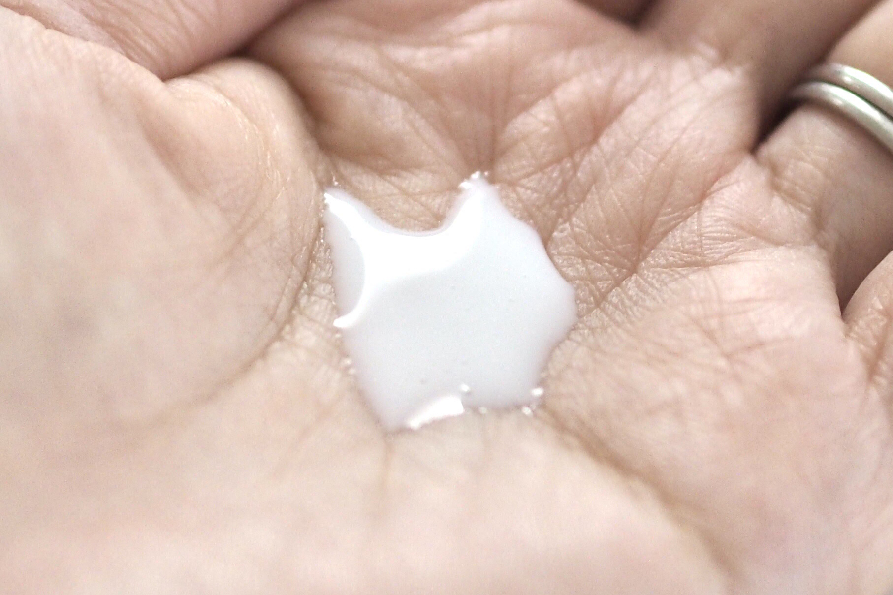 ブラックライスプロバイオティクスバリアエッセンス /haruharu wonder/美容液を使ったクチコミ（3枚目）